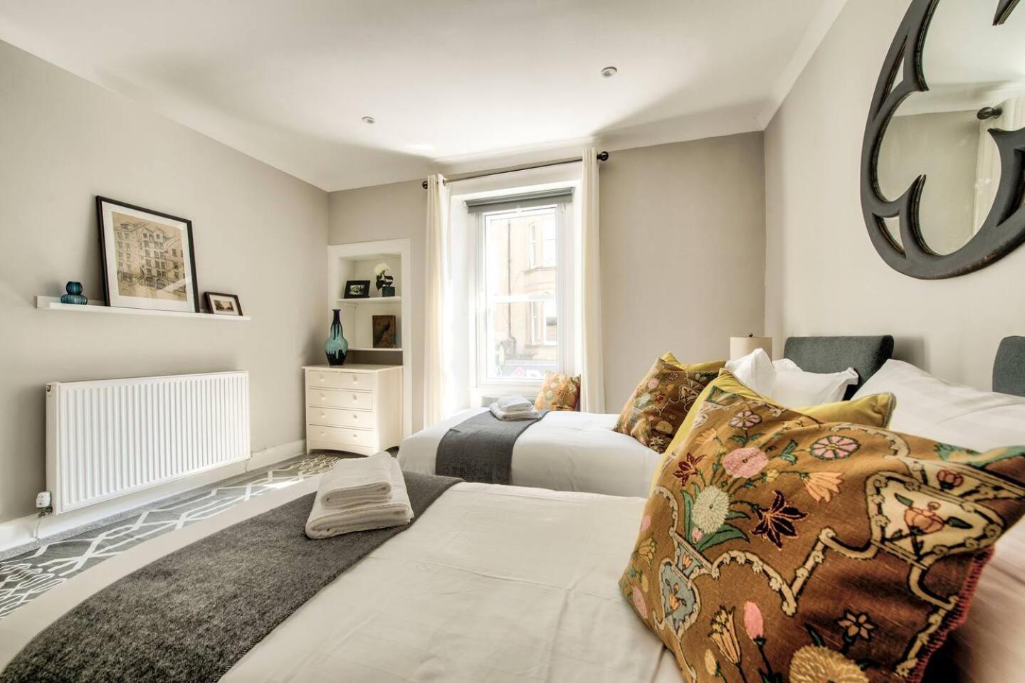 Guestready - Spacious And Beautiful 2Br Flat In Morningside Edinburg Exteriör bild
