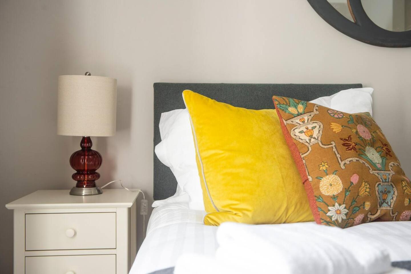 Guestready - Spacious And Beautiful 2Br Flat In Morningside Edinburg Exteriör bild